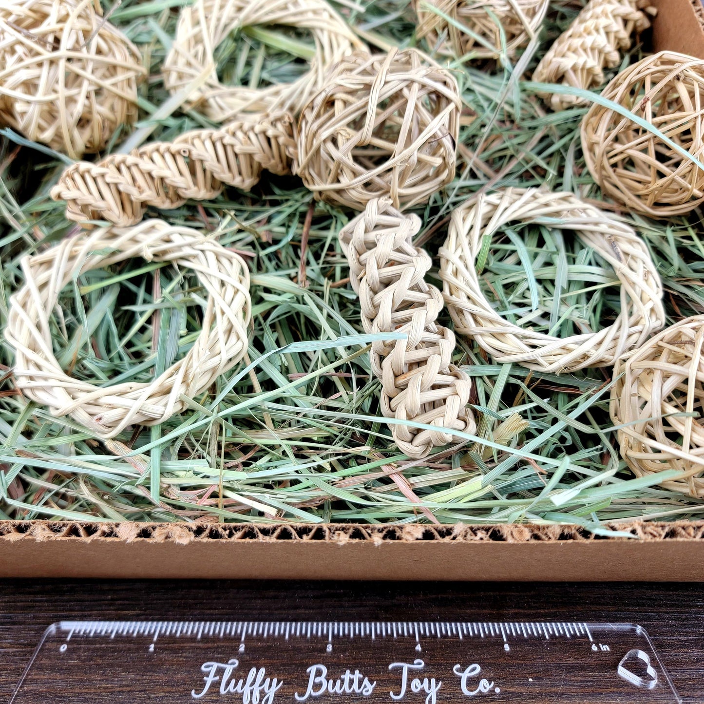 Busy Box #7 (With Hay!) "Vine and Dandy" - Activity Box for Chinchillas, Bunnies, Rabbits, Guinea Pigs, Rats & Other Critters