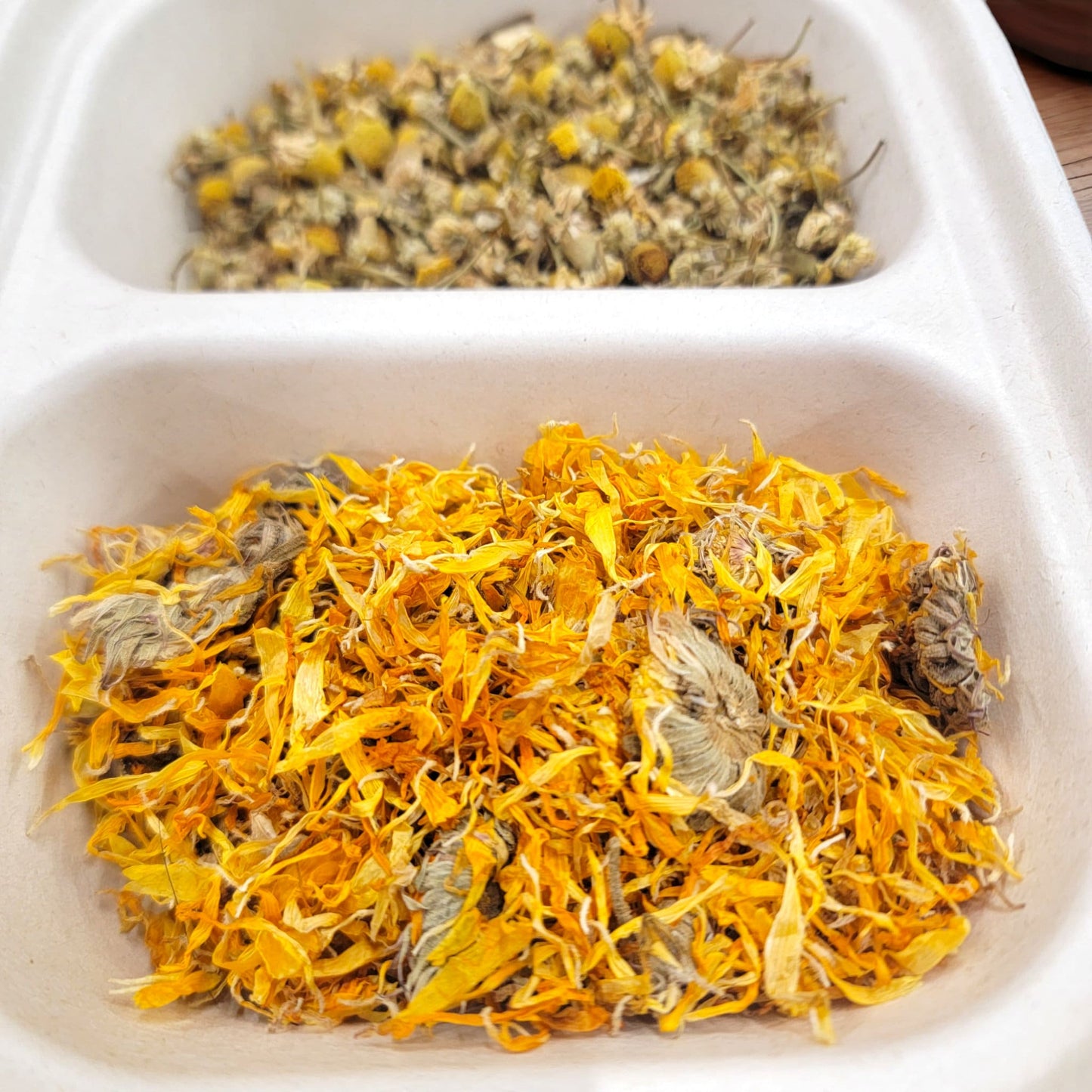 Little Bunny Foo Food - YELLOW Blossom Box - - Calendula & Chamomile - Herbal Forage for Rabbits, Bunnies, Chinchillas