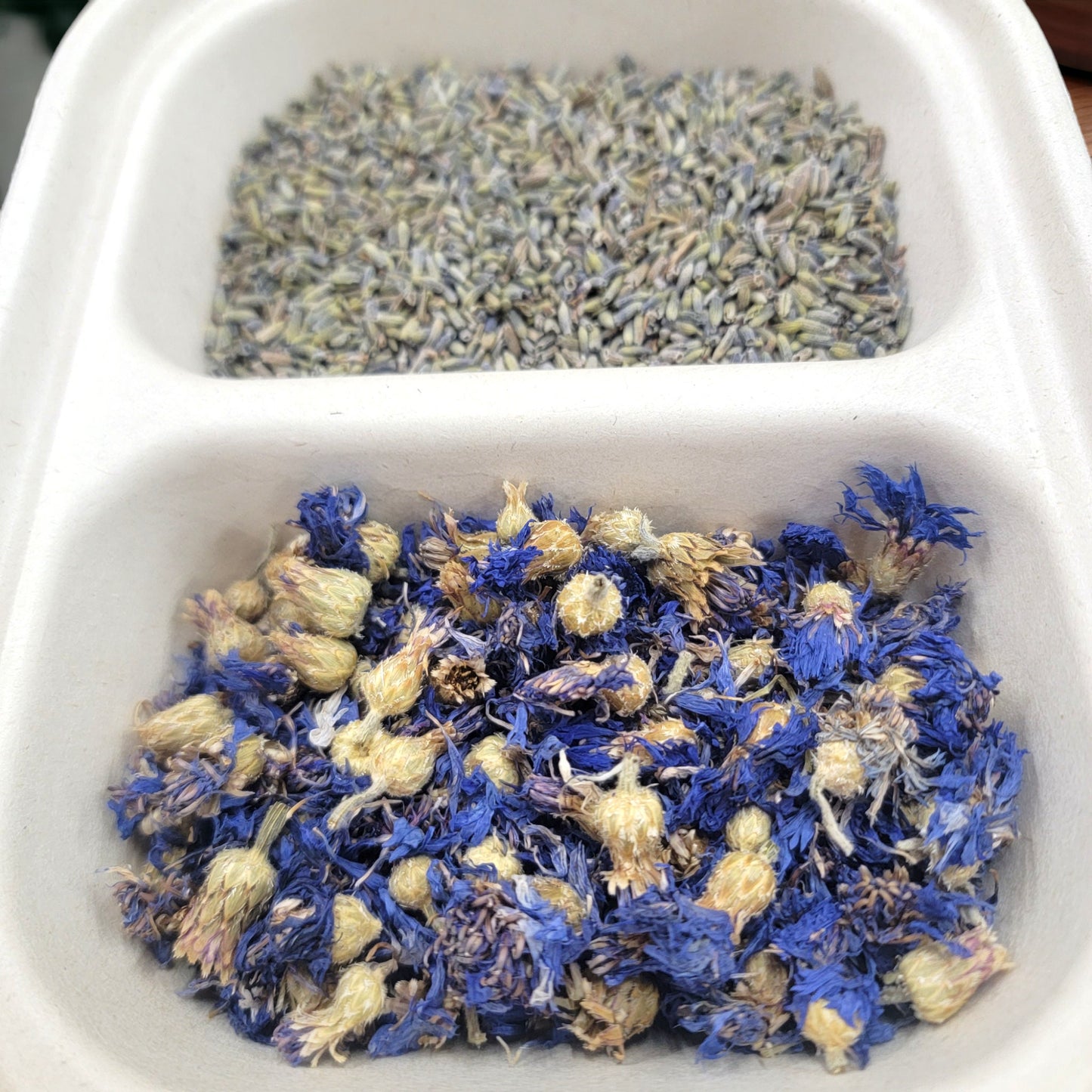 Little Bunny Foo Food - BLUE Blossom Box - Cornflowers & Lavender - Herbal Forage for Rabbits, Bunnies, Chinchillas